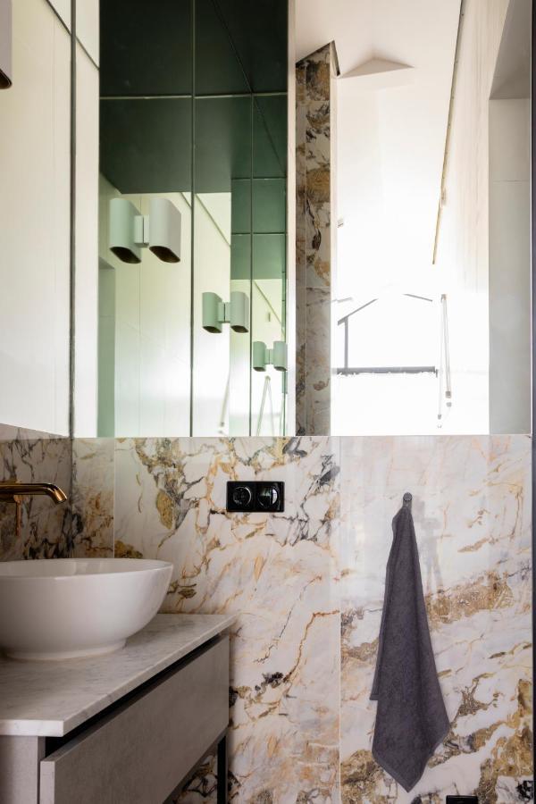 De 6 Linden Boutique Hotel Sluis Bagian luar foto