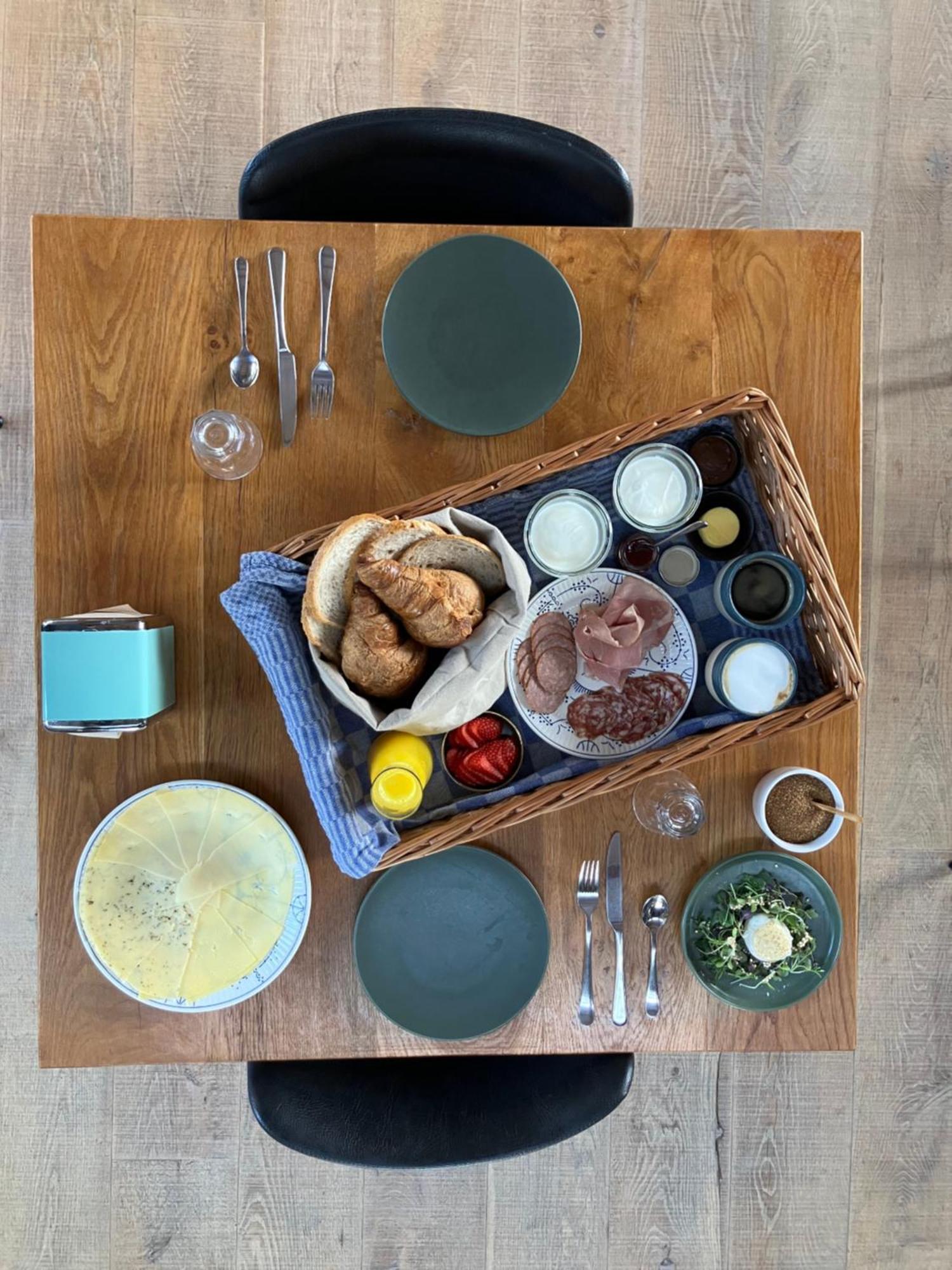 De 6 Linden Boutique Hotel Sluis Bagian luar foto